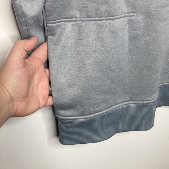 Under Armour cold gear loose fit hoodie size medium - Picture 2 of 7